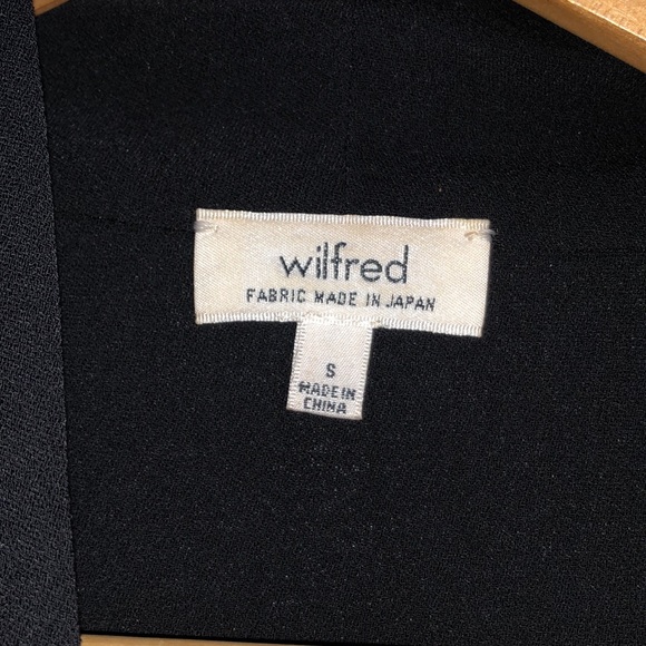 Aritzia Wilfred Blouse - Picture 4 of 5